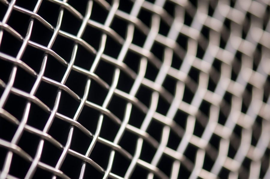 Woven metal wire mesh